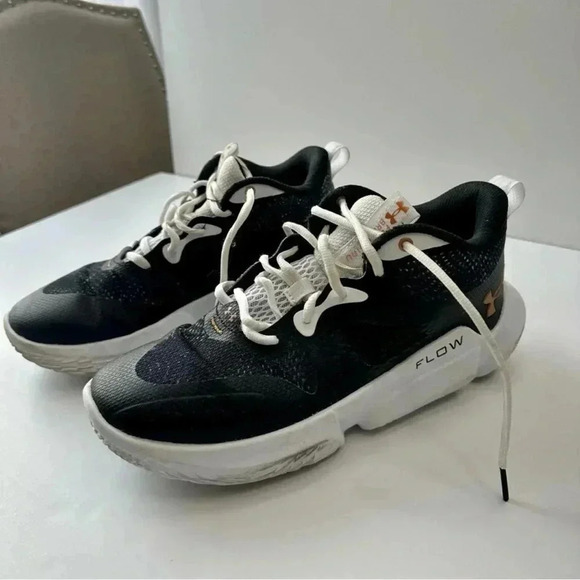 Under Armor Women’s Shoes UA Flow Breakthru 3 Size 10 Sneakers - Picture 2 of 7